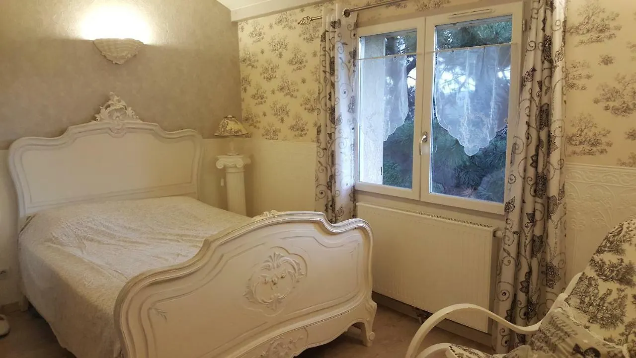 Homestay Le Mas De Chenier Reventin-Vaugris